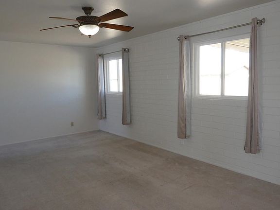 2nd image of 1222 W 18th Pl