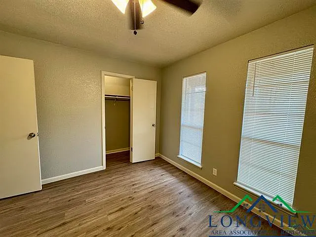 2 bed, 1.0 bath, 1000 sqft, $1,195 — Photo 2