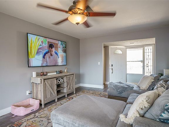 5th image of 1939 Hastings Ln