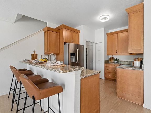 3rd image of 10820 CELTIC WOODS AVENUE