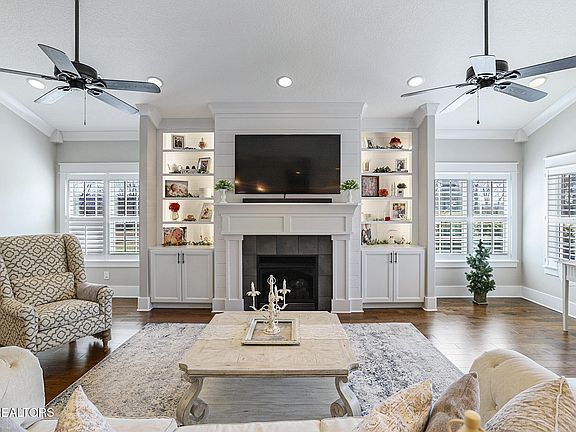 2nd image of 6542 Rose Wine Way