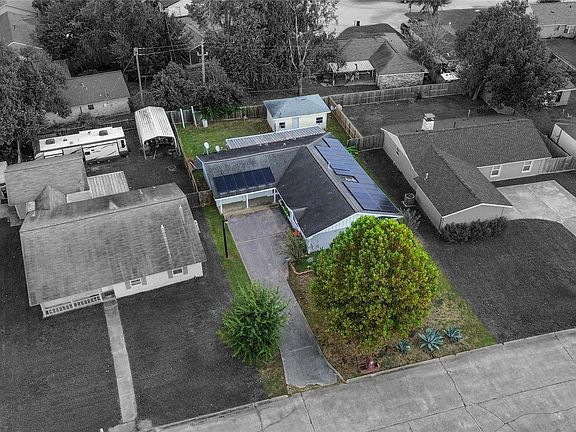 3rd image of 4522 Sage Cir