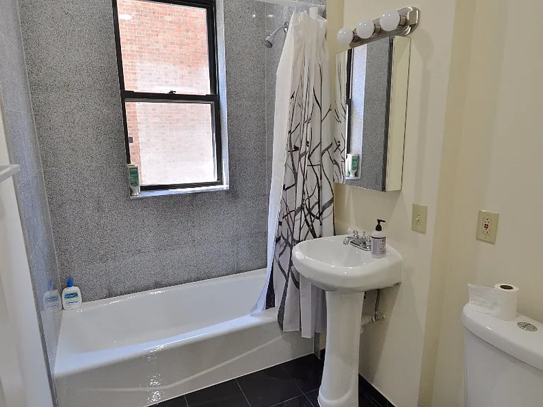 103 Hemenway St #5 — Photo 6