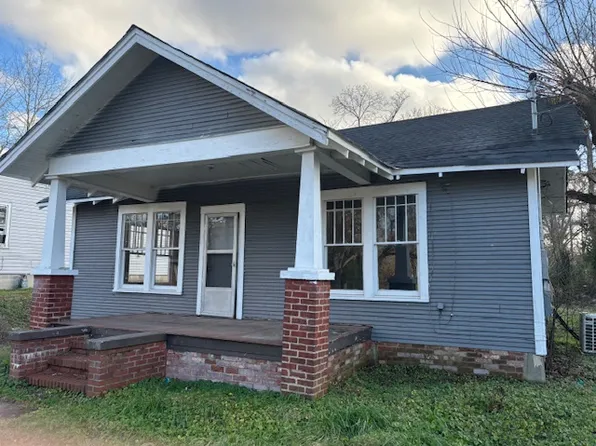 334 E Forest Ave, Jackson, TN 38301