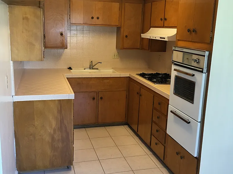 218 E Orlando Way #C — Photo 10
