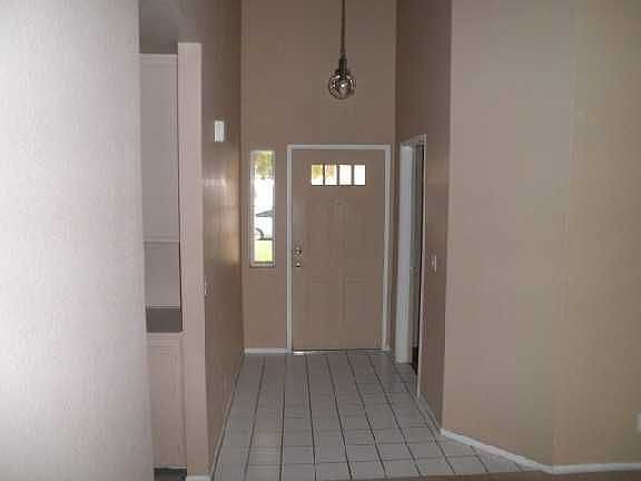 2nd image of 37627 Tacoma St