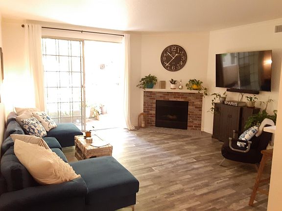 4th image of 24149 Del Monte Dr Unit 309