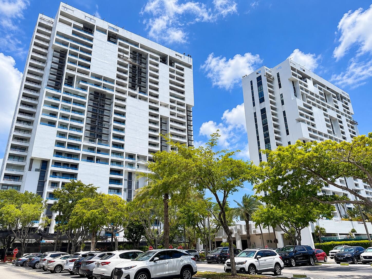 20355 NE 34 Court #828 — Turnberry Isle Resort