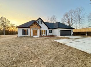 2644 Countrywood Rd, Belden, MS 38826