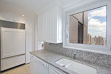 Rented by Adriana Arciello, LREB