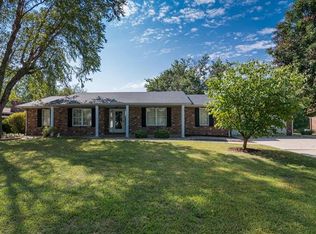 39 Matterhorn Dr, Glen Carbon, IL