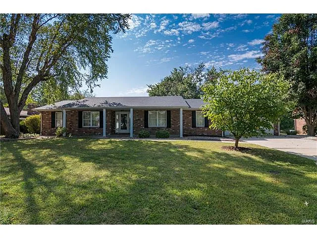 39 Matterhorn Dr photo 1