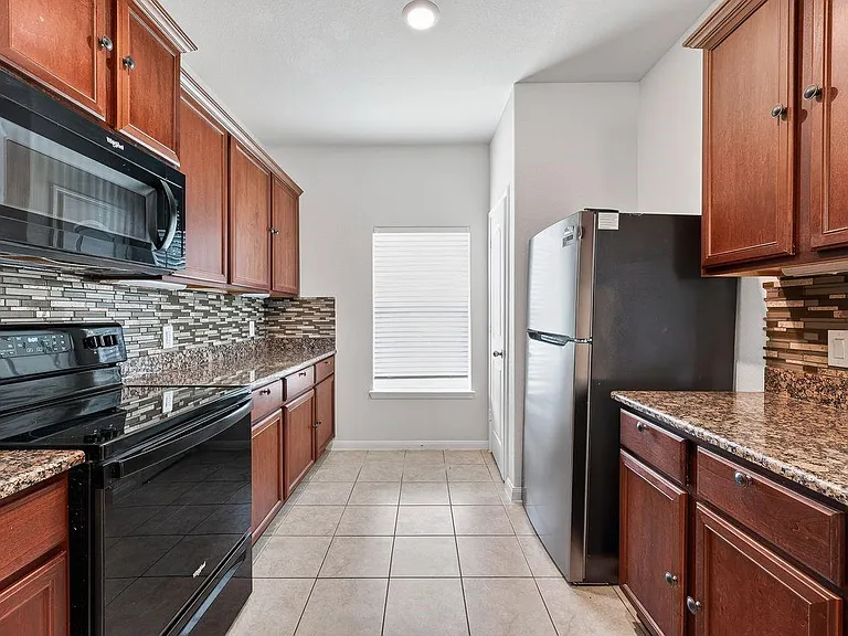 228 Elm Patch Dr — Photo 30