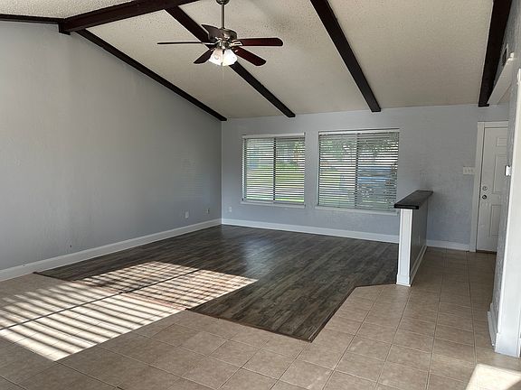 3rd image of 2109 Cedarcrest Dr