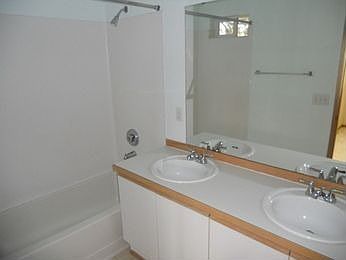 4th image of 23401 54th Ave S