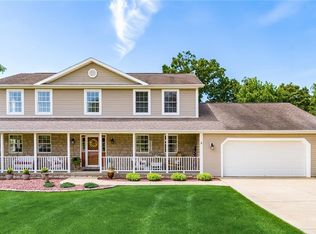 1444 Colburn Dr, Zanesville, OH 43701