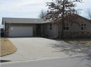 3 E Swanee Dr, Goddard, KS 67052