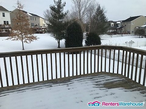 4th image of 3326 Delano Dr