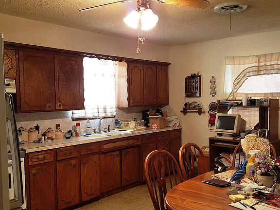 3rd image of 35194 County Street 2720