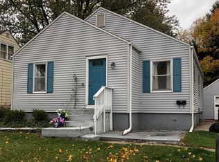 1105 Napier Ave, Saint Joseph, MI 49085