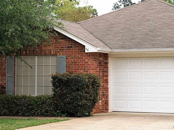 2nd image of 466 Red Bud Pl