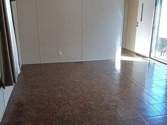 5th image of 2821 Avenue H #5
