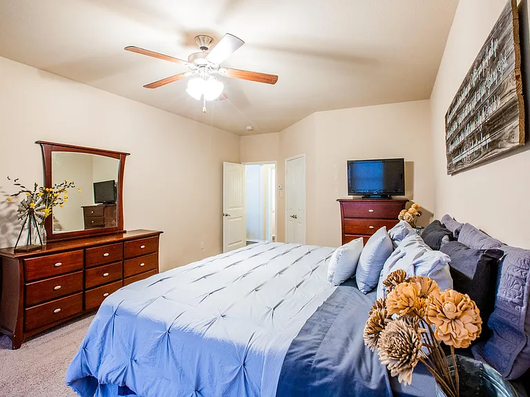 1324 Red River Dr — Photo 36