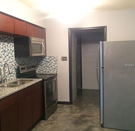 2nd image of 2903 N Jefferson St APT B