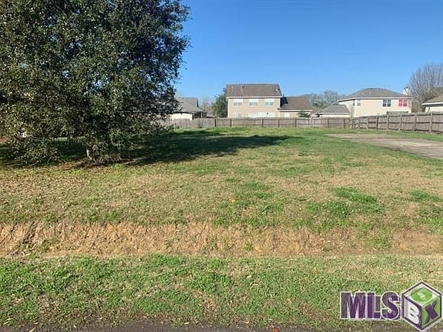 2nd image of 17347 W Autumn Dr Lot 50