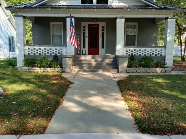 307 Lee St, Paris, TN 38242