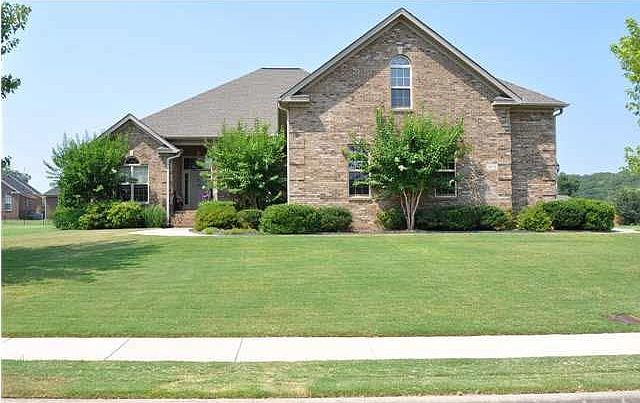 2nd image of 4413 Hidden Lake Dr SE