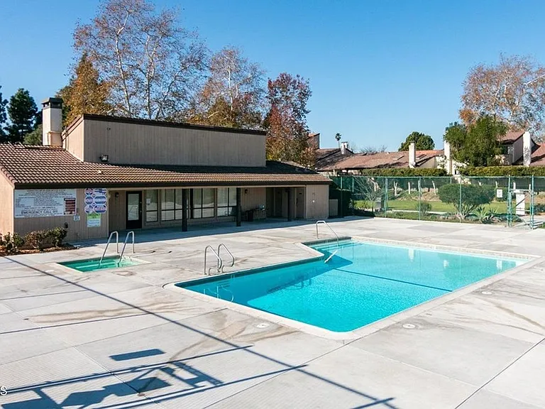 10428 Boulder Ct — Photo 21