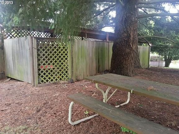 5th image of 7006 SE Furnberg St