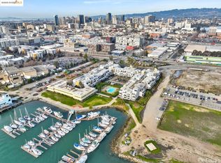 1 Embarcadero W APT 161, Oakland, CA 94607
