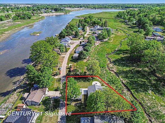 2nd image of 5458 Oakridge Dr
