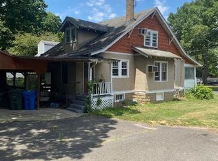 204 Swarthmore Rd, Glassboro, NJ 08028