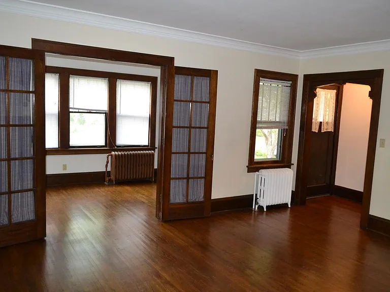 1458 Fairmount Ave — Photo 5