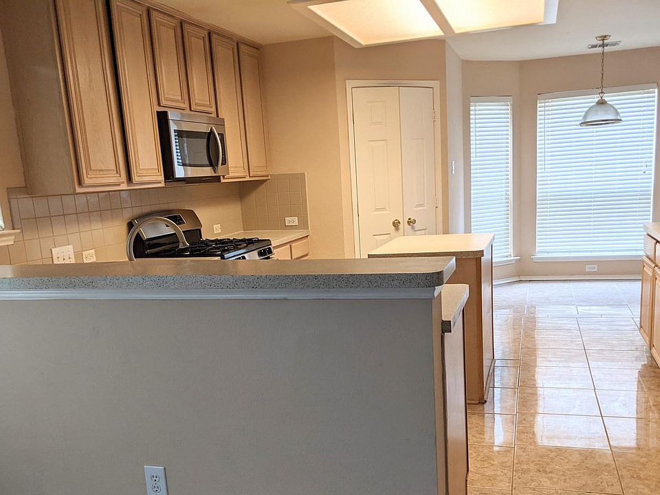 1st image of 2429 Brycewood Ln