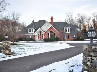 61 Summerberry Cir, Bristol, CT 06010