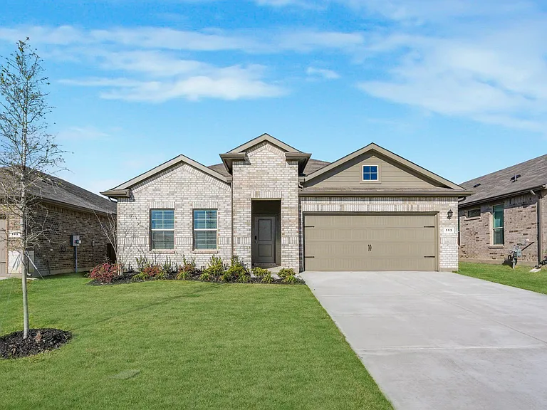 115 Hibiscus Dr — Photo 2