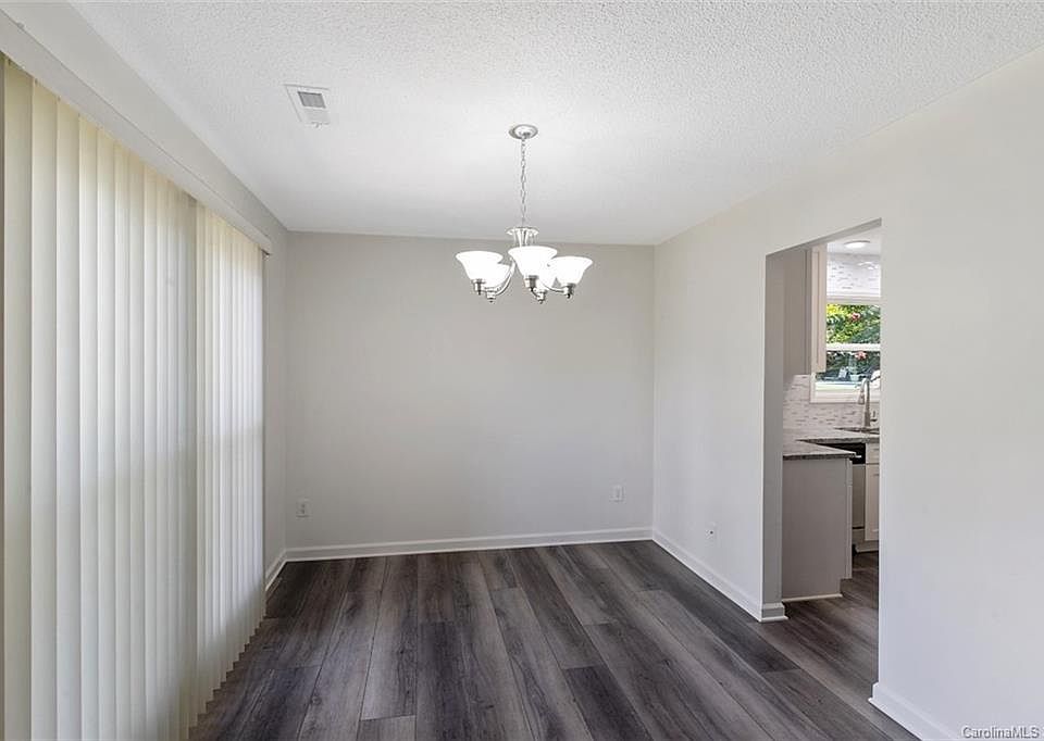 1st image of 4040 Bon Rea Dr