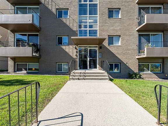 2nd image of 1811 E 18a St SW #404