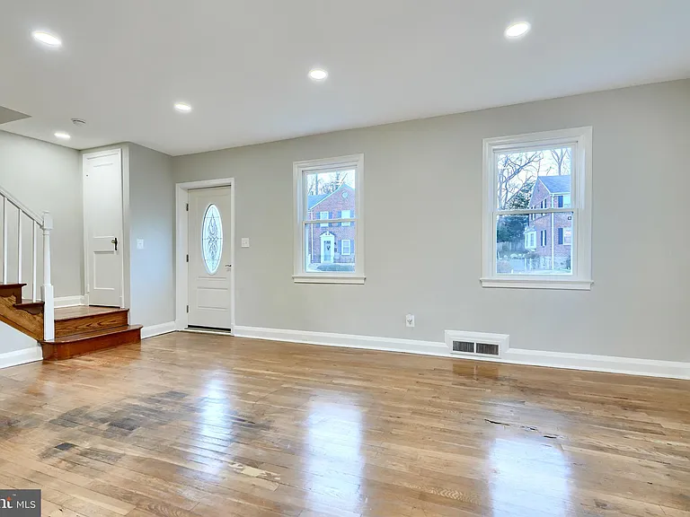 51 Briarwood Rd — Photo 9