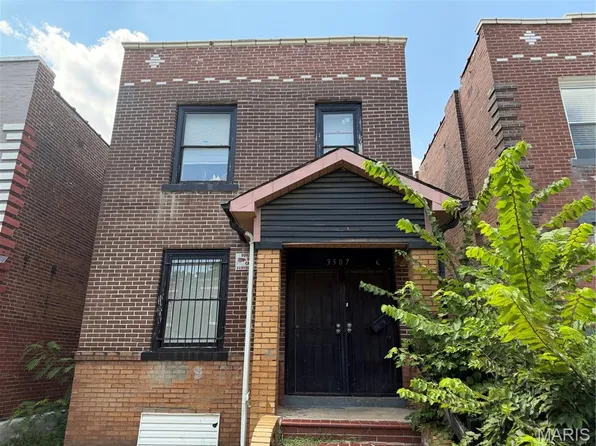 3507 Pennsylvania Ave, Saint Louis, MO 63118
