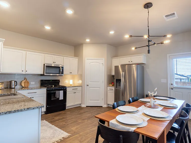 2909 Maryanne Ln — Photo 11