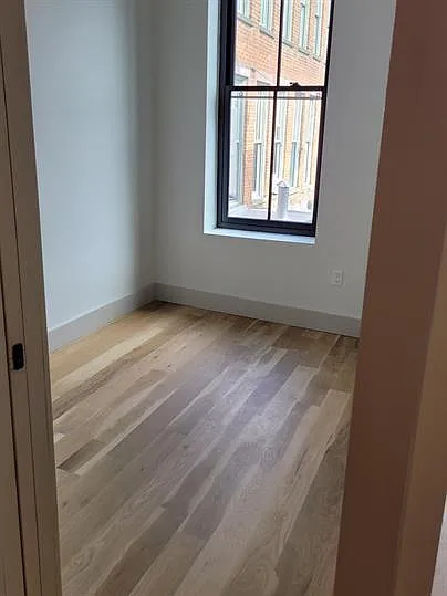 299 Main St — Photo 5