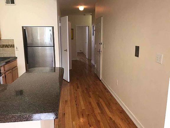 5th image of 71 W 128th St #2RR