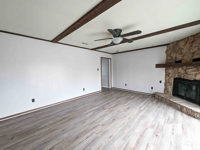3511 Lanell Dr — Photo 3