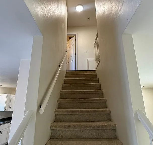 Prairie Grove Townhomes — Photo 31