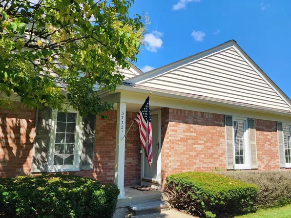 37321 Stonegate Cir, Clinton Township, MI 48036